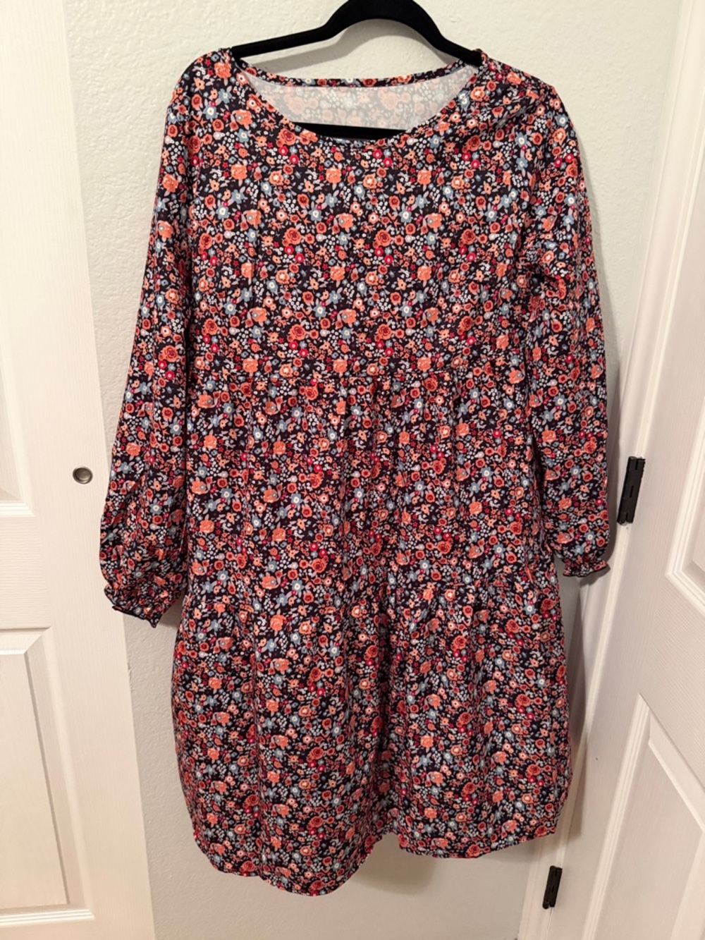 Long Sleeve Floral Tiered Dress in Coral & Navy